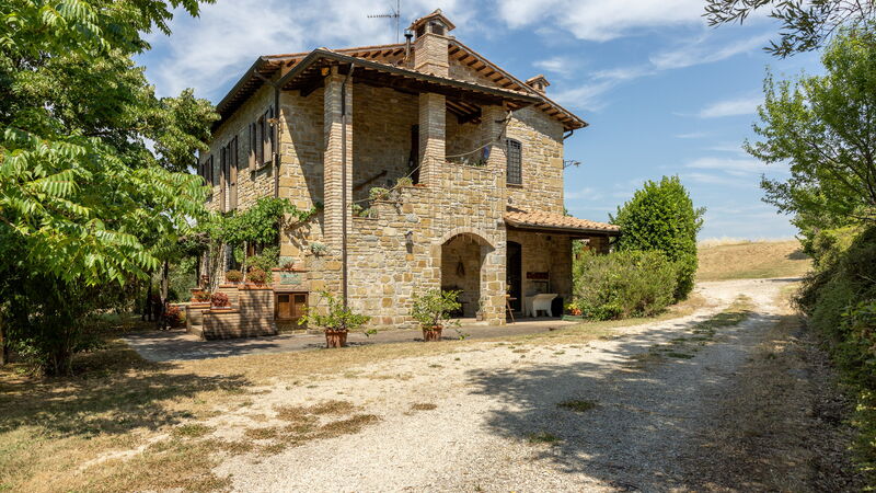 Il Giuncheto Casale Rooms, Pool, Umbrian Countryside: Glavni ulaz, Jesen, Ljeto, Proljeće