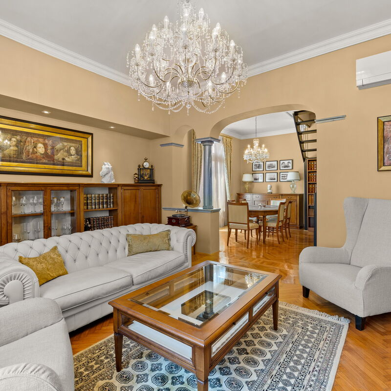 Apartment Noa Opatjia: Automne, Été, Printemps, Salon