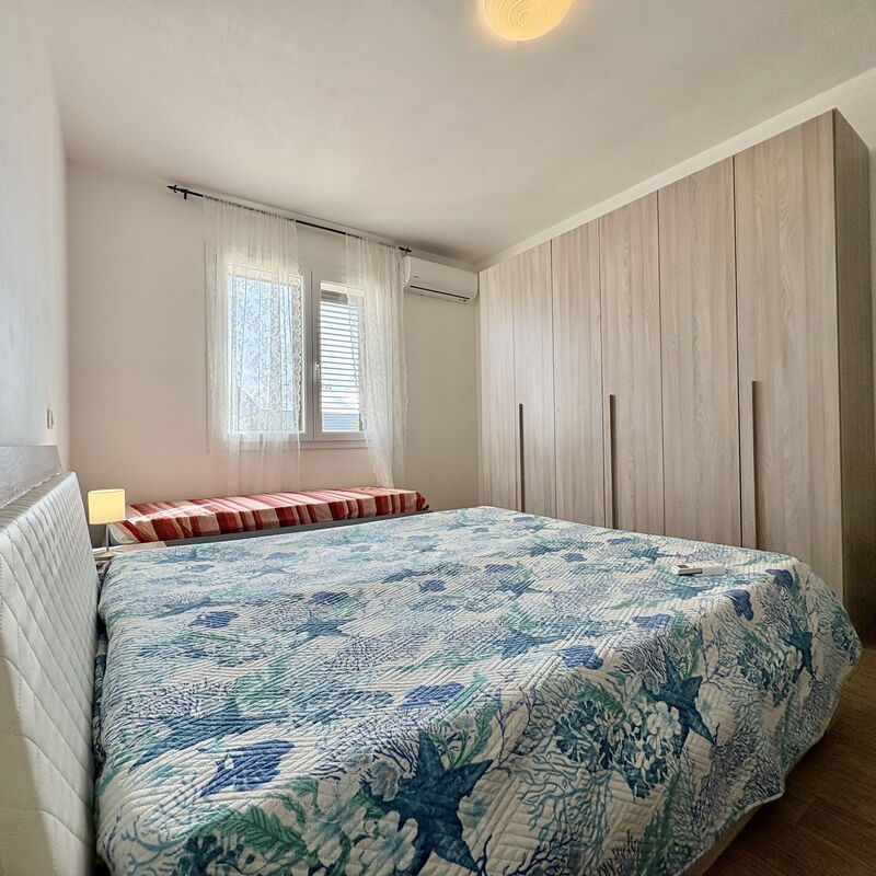 Villa Marzia: Autumn, Bedroom, Spring, Summer