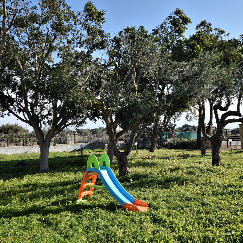 Villa Andrea: Autumn, Garden, Outdoor, Spring, Summer