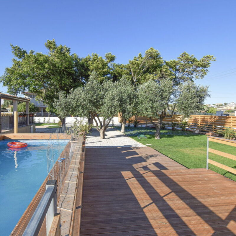 Villa Andrea: Autumn, Balcony / Terrace / Patio, Garden, Outdoor, Pool, Spring, Summer