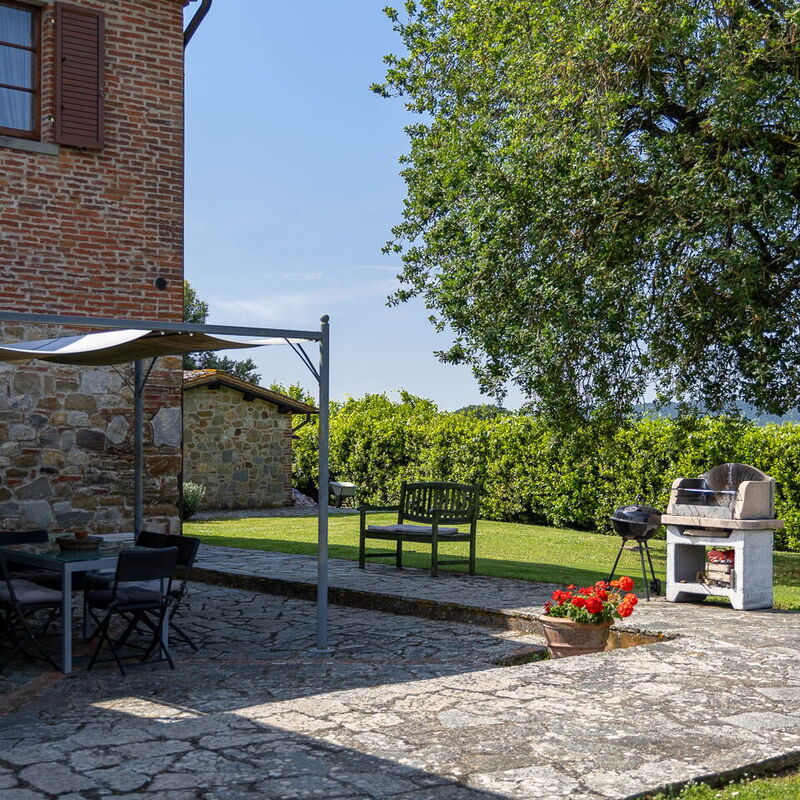 Podere Il Pozzangone, Lucignano: Automne, Été, Jardin, Printemps