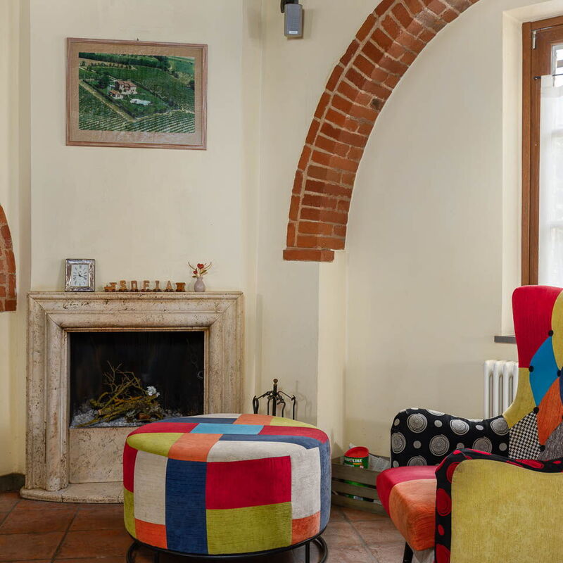 Podere Il Pozzangone, Lucignano: Automne, Été, Printemps, Salon