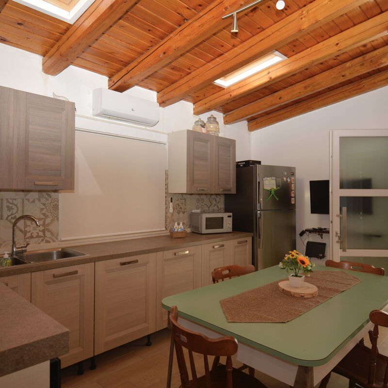 Villa Mameli: Autumn, Kitchen, Living Room, Spring, Summer