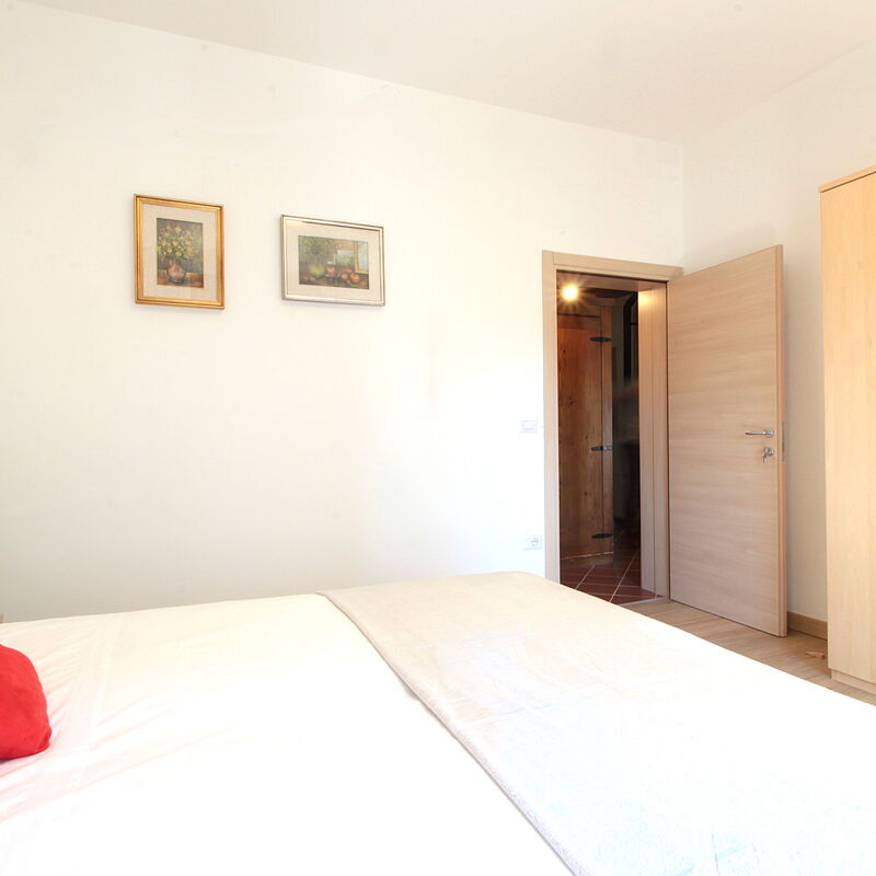 House Angy: Automne, chambre à coucher, Été, Printemps