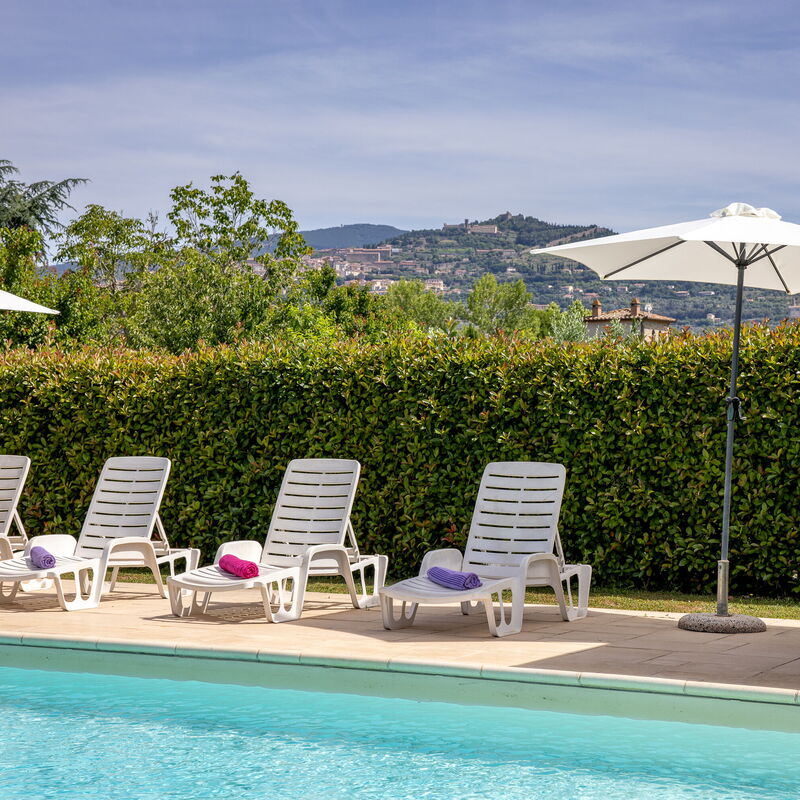 Il Cipresso, Casa Lucia, Cortona: Automne, bassin, Été, Printemps