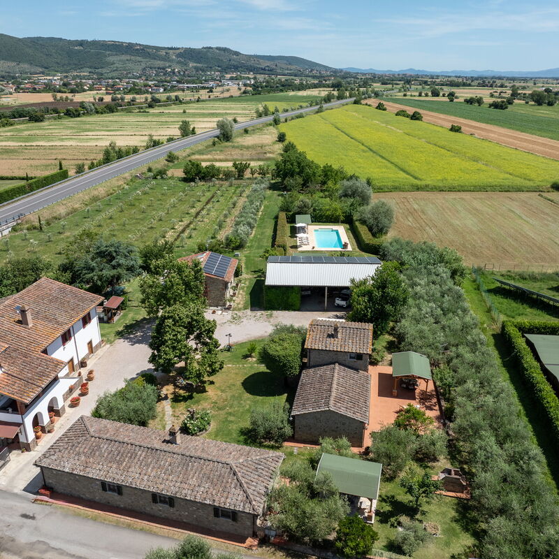 Il Cipresso, Casa Lucia, Cortona: Automne, Été, Printemps, Vues