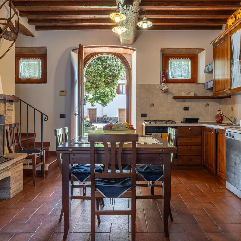 Il Cipresso, Casa Lucia, Cortona: Automne, Cuisine, Été, Printemps, Salon