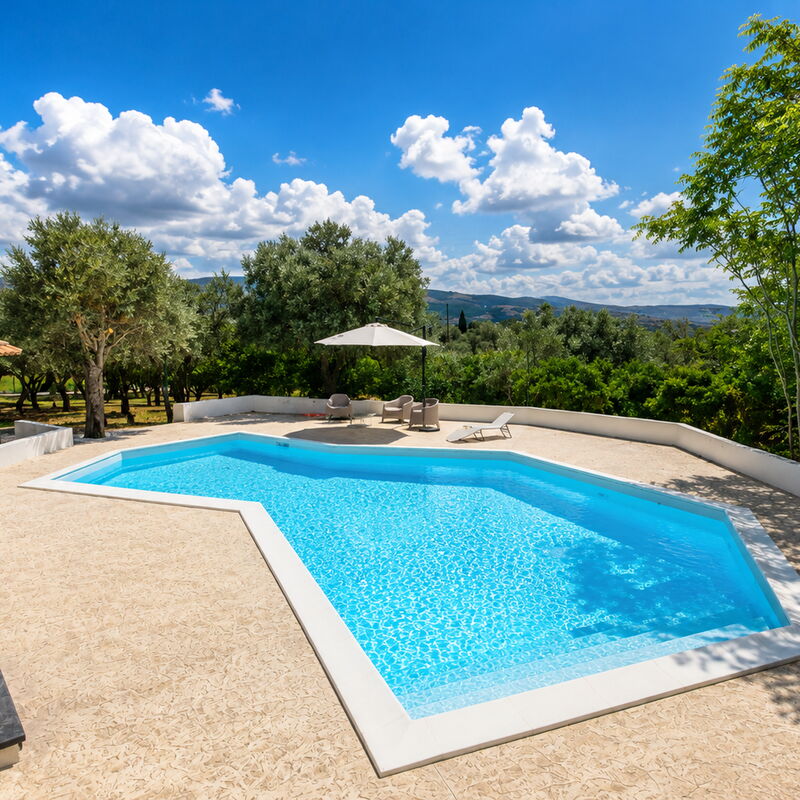 Villa Chiaramonte Gulfi: Autumn, Pool, Spring, Summer