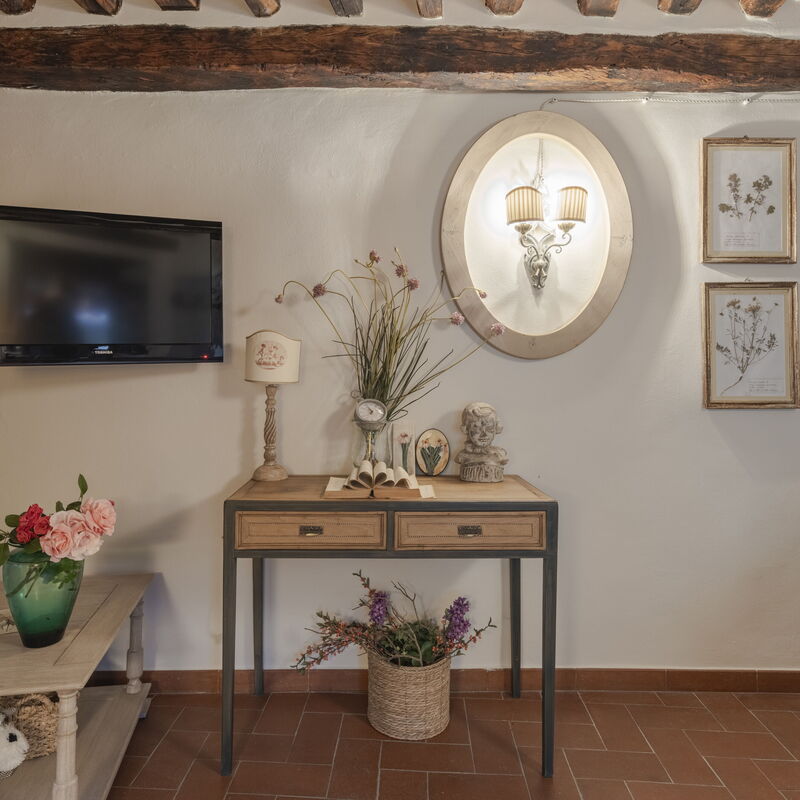 La Casa del Grillo Parlante: Autumn, Living Room, Room Detail, Spring, Summer