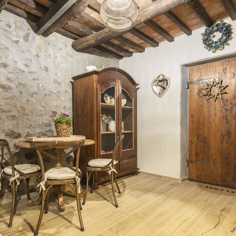 La Casa del Grillo Parlante: Autumn, Living Room, Spring, Summer
