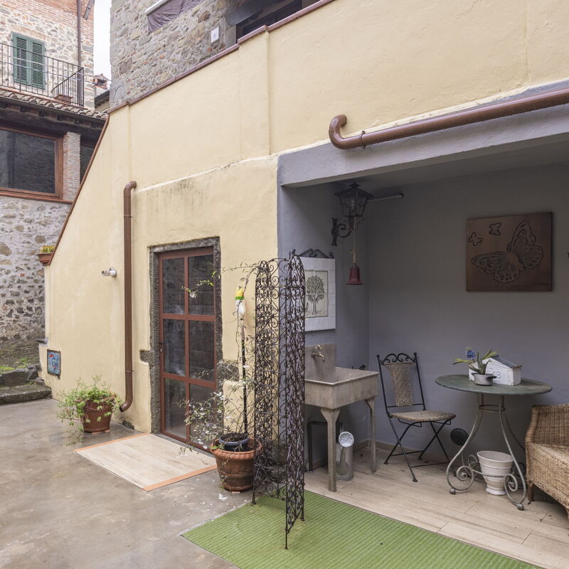 La Casa del Grillo Parlante: Autumn, Balcony / Terrace / Patio, Main Entrance, Spring, Summer