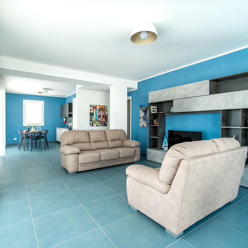 A Casa di Chica: Autumn, Kitchen, Living Room, Spring, Summer