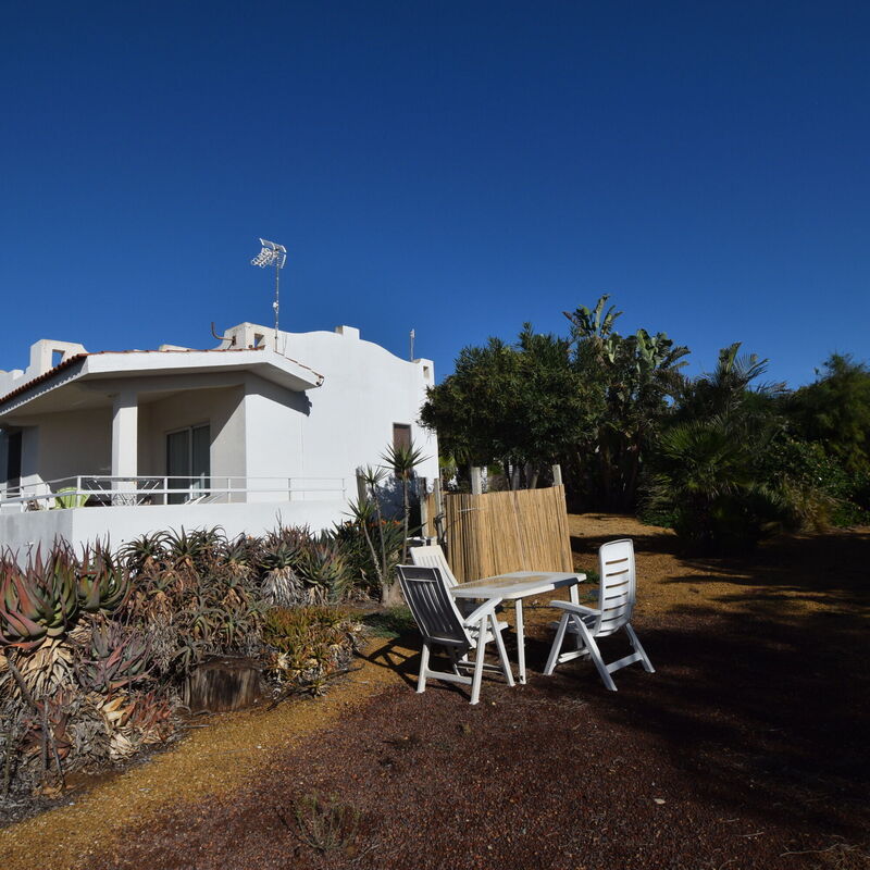 Punta Braccetto Fronte Mare: Autumn, Garden, Spring, Summer
