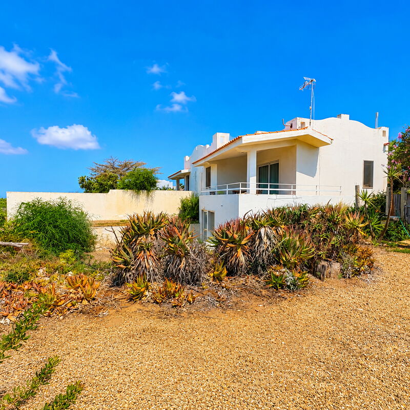 Punta Braccetto Fronte Mare: Außen, Balkon / Terrasse / Patio, Frühling, Garten, Herbst, Sommer