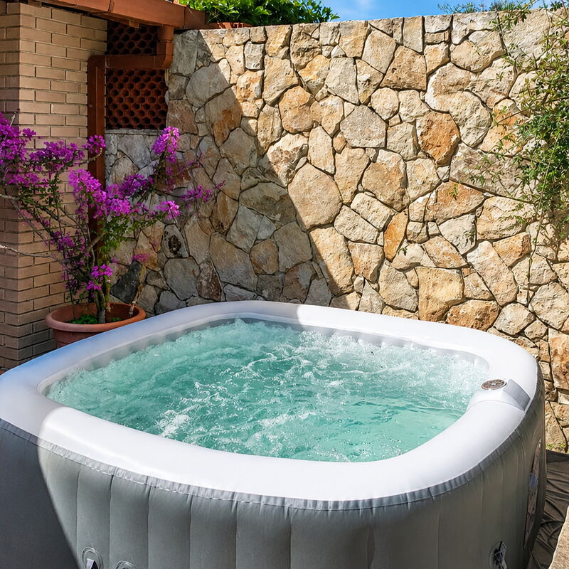 Villa Lina: Autumn, Balcony / Terrace / Patio, Building Exterior, Garden, Spring, Summer