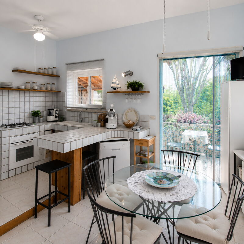 Villa Lina: Autumn, Kitchen, Spring, Summer