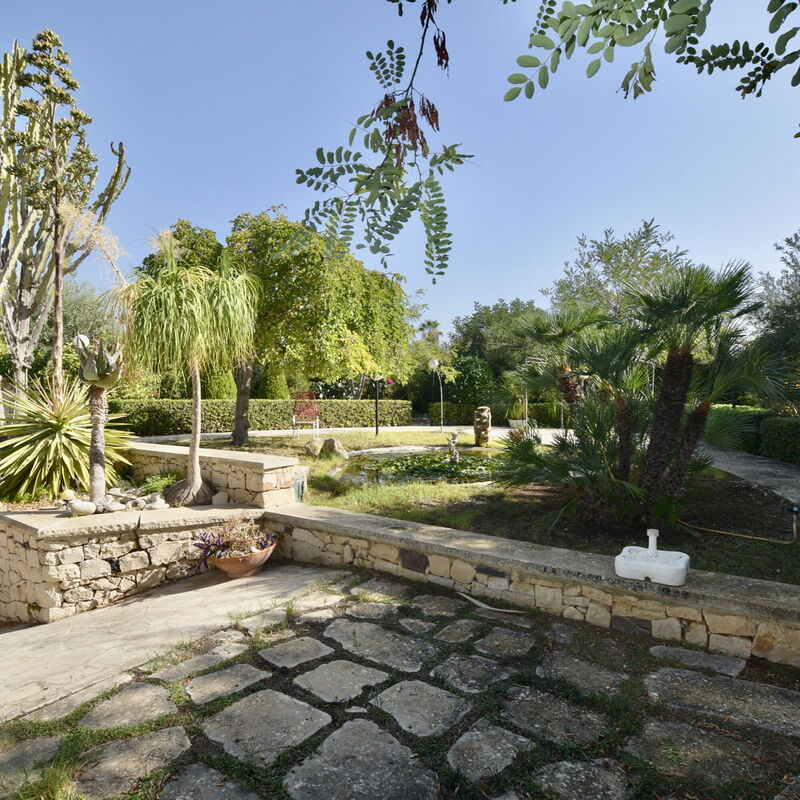 Villa Lina: Automne, Été, Jardin, Printemps