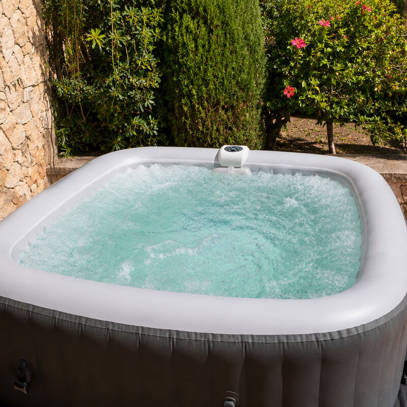 Villa Lina: Autumn, Balcony / Terrace / Patio, Building Exterior, Garden, Spring, Summer