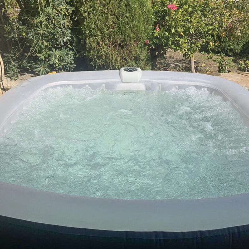 Villa Lina: Automne, Été, jacuzzi, Printemps