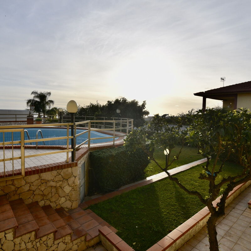 Villa Sole Mare: Autumn, Pool, Spring, Summer