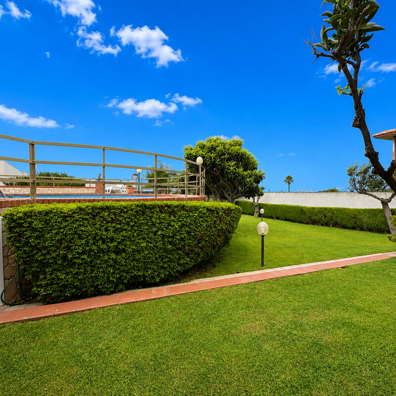 Villa Sole Mare: Balkon / terasa / vrt, Jesen, Ljeto, Proljeće, Vrt