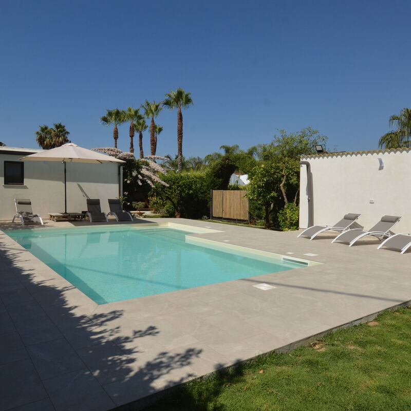 Villa Benvenuti al Sud: Automne, bassin, Été, Jardin, Printemps