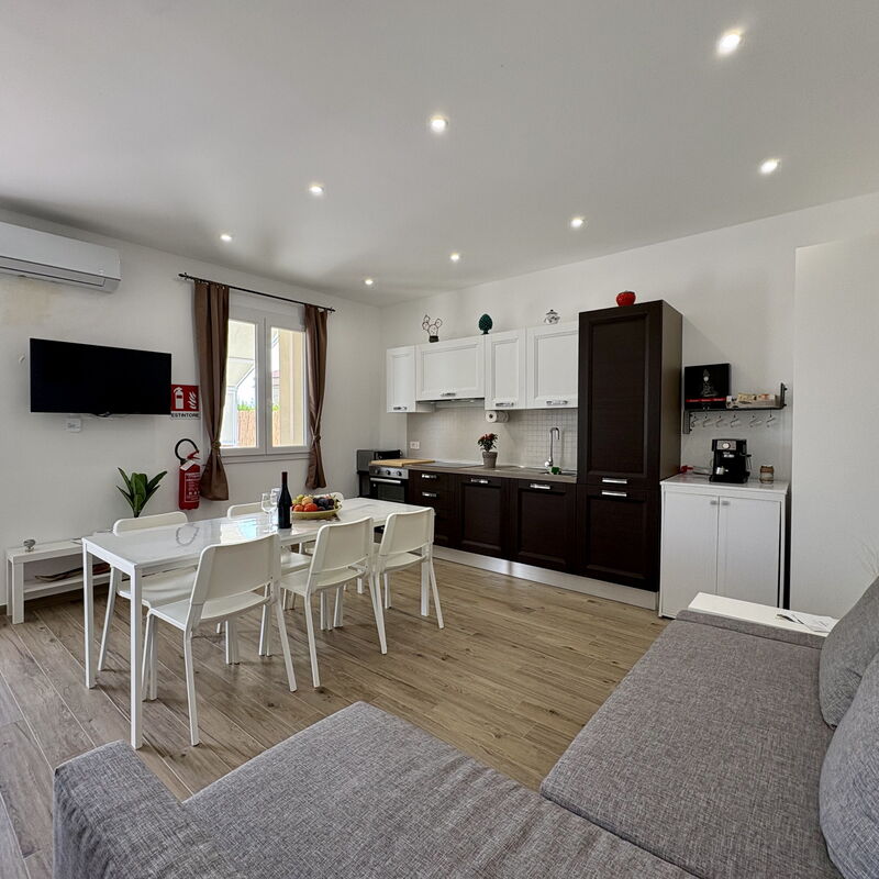 Villa Benvenuti al Sud: Autumn, Kitchen, Living Room, Spring, Summer