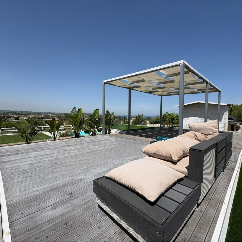 Rari House: Automne, Balcon / Terrasse / Patio, Été, Jardin, Printemps
