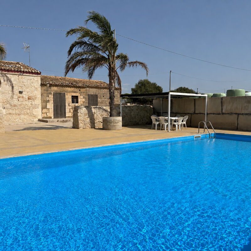 L'Oasi di Salvo: Autumn, Pool, Spring, Summer