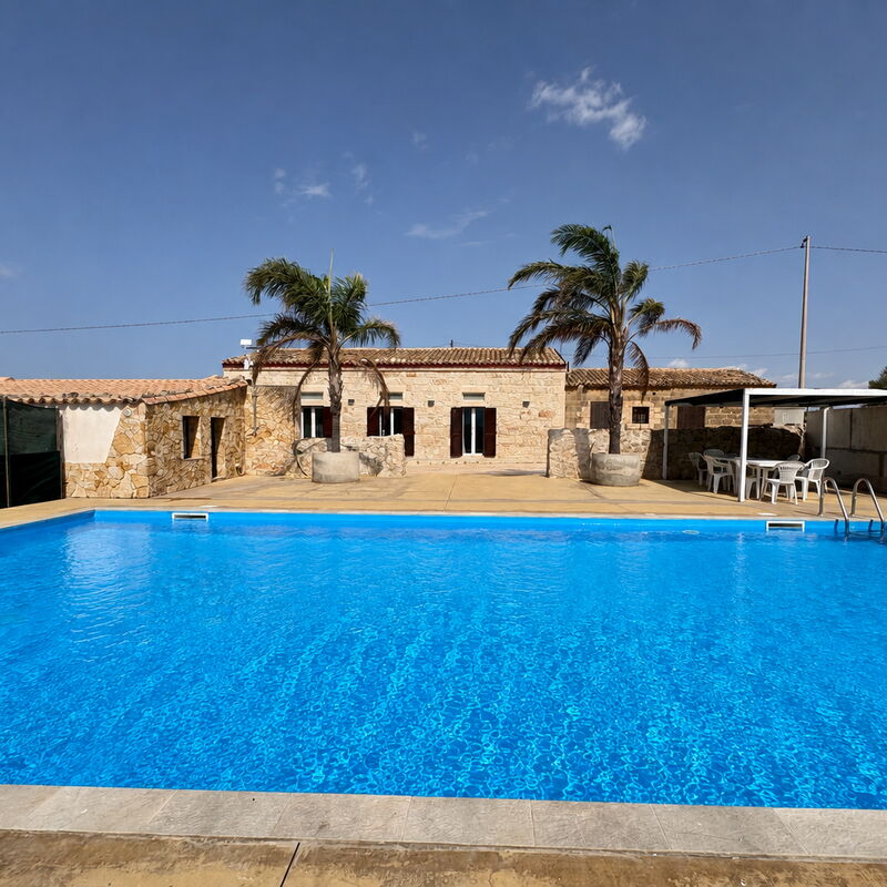 L'Oasi di Salvo: Autumn, Pool, Spring, Summer
