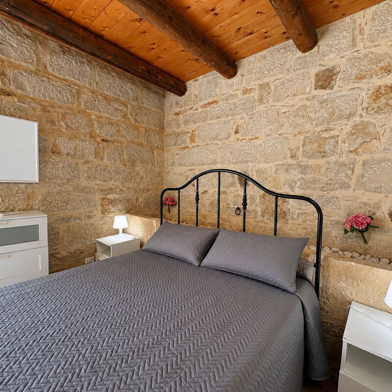 L'Oasi di Salvo: Autumn, Bedroom, Spring, Summer