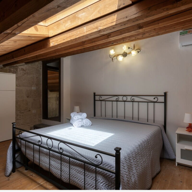 L'Oasi di Salvo: Autumn, Bedroom, Spring, Summer