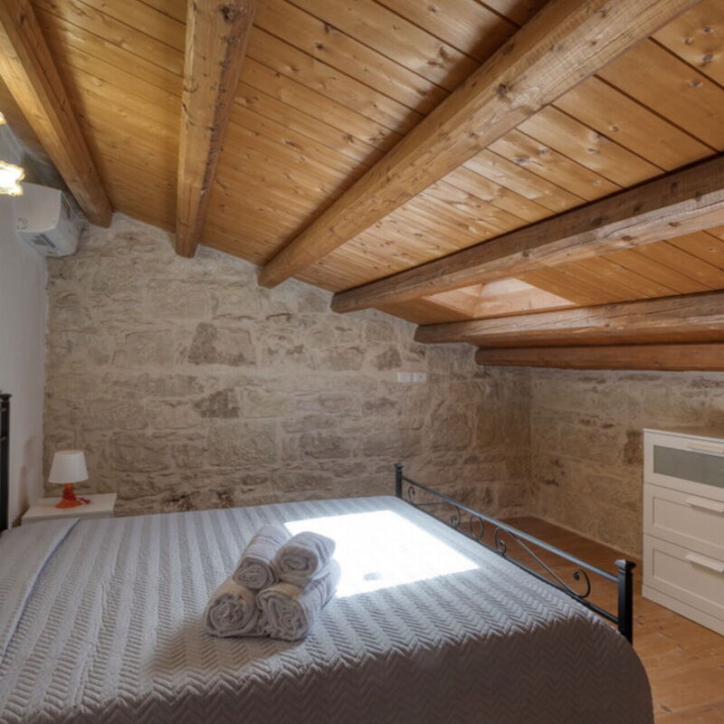 L'Oasi di Salvo: Autumn, Bedroom, Spring, Summer