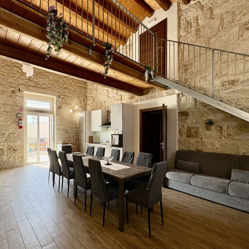 L'Oasi di Salvo: Autumn, Living Room, Spring, Summer