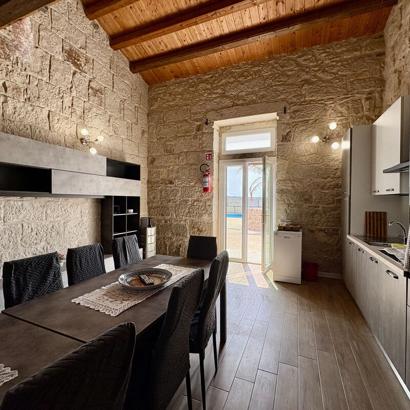 L'Oasi di Salvo: Autumn, Kitchen, Spring, Summer