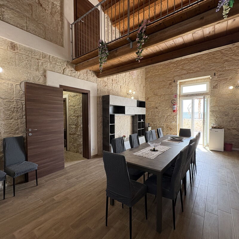 L'Oasi di Salvo: Autumn, Kitchen, Living Room, Spring, Summer