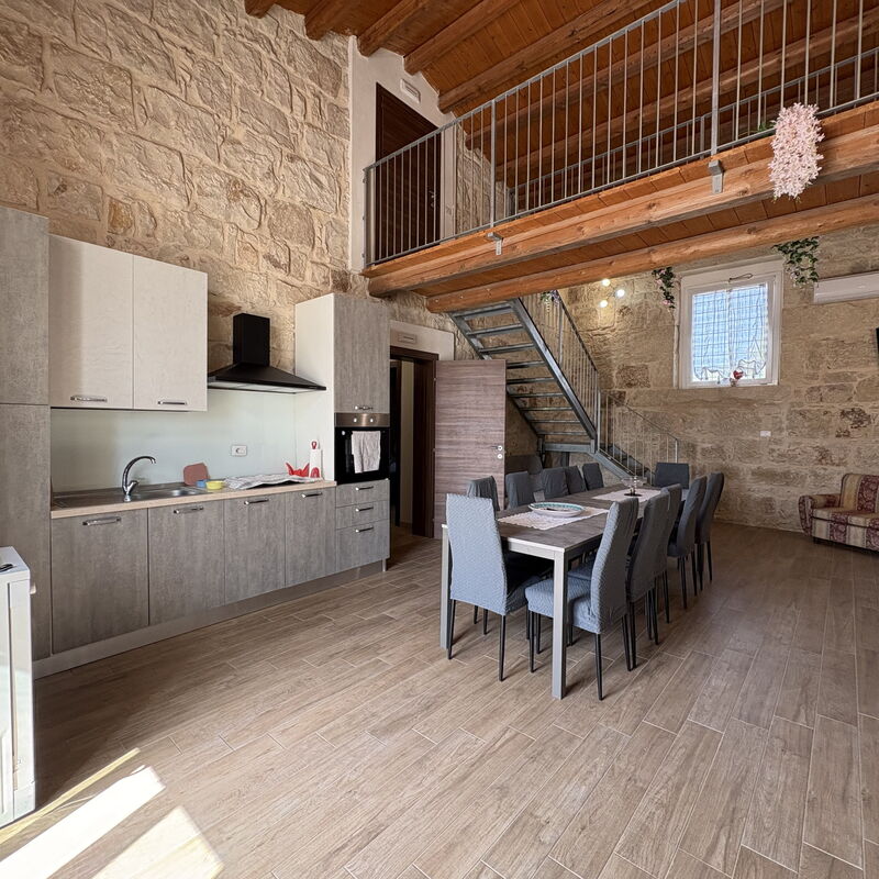 L'Oasi di Salvo: Autumn, Kitchen, Living Room, Spring, Summer