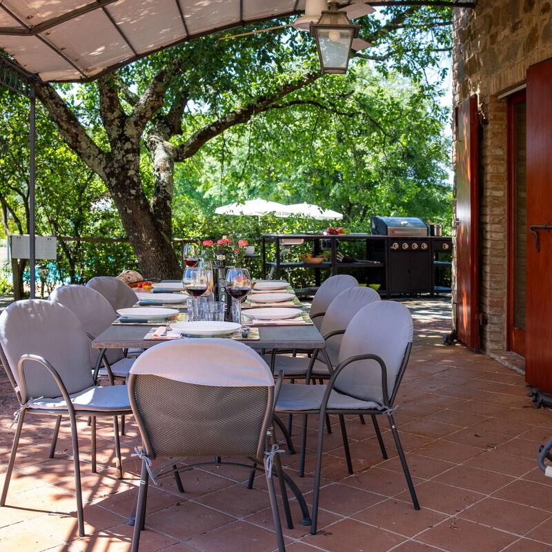 Villa Santa Barbara: Außen, Frühling, Herbst, Sommer