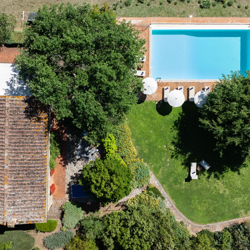 Villa Santa Barbara: Frühling, Garten, Herbst, Schwimmbad, Sommer