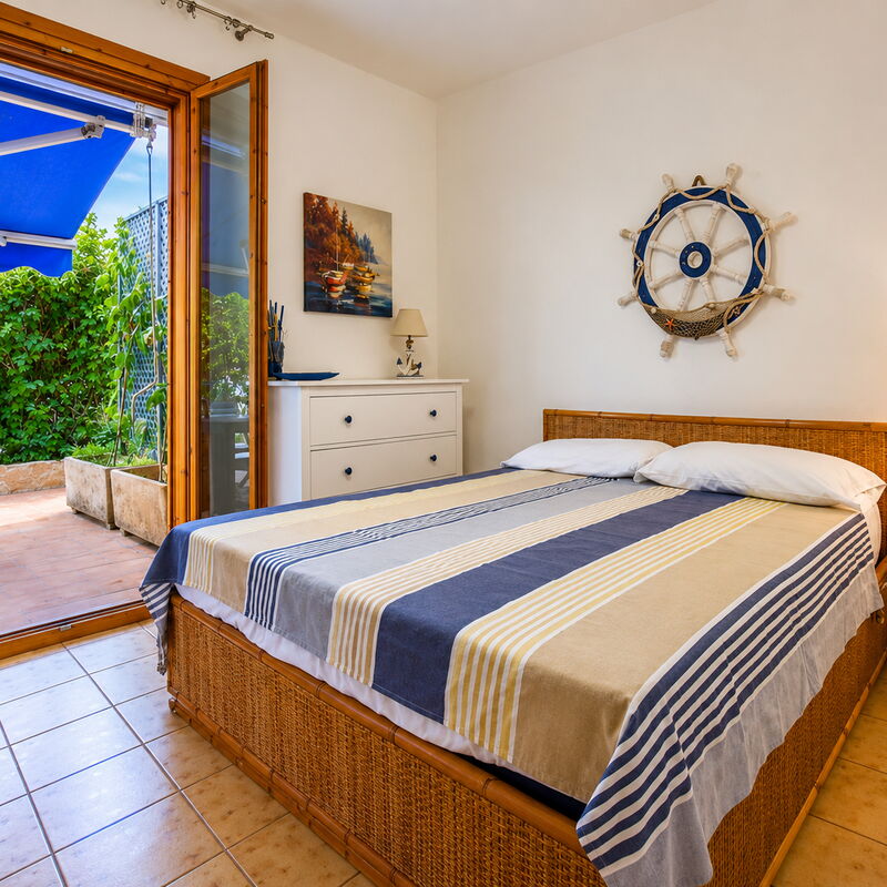 Il Favollo: Autumn, Bedroom, Spring, Summer
