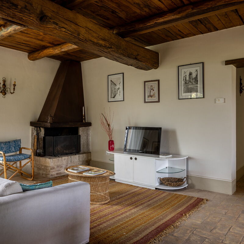 Il Casale al Colle: Automne, Été, Printemps, Salon