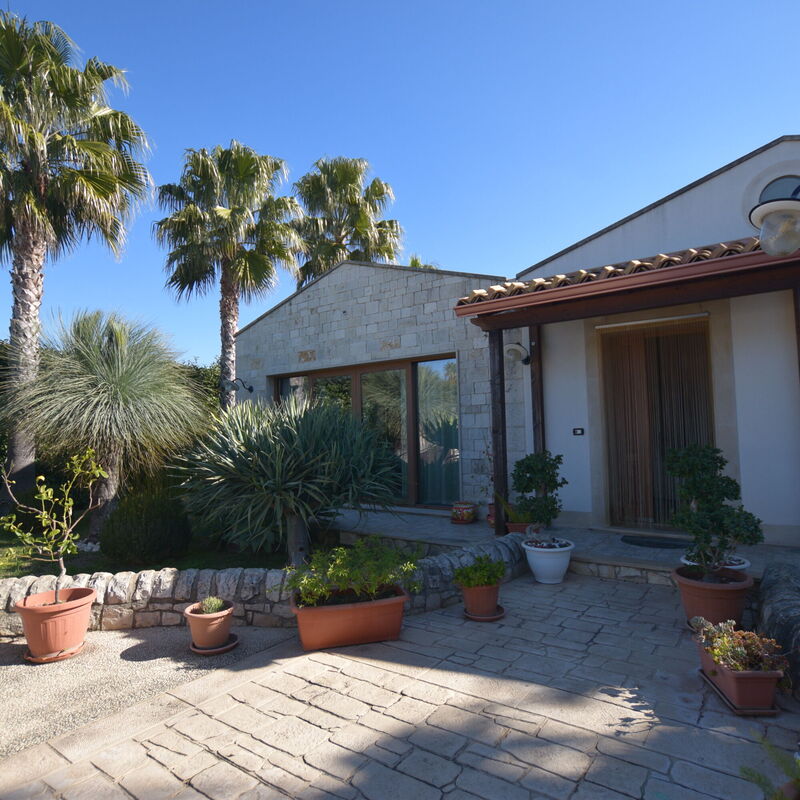 Villa Monaco: Balkon / Terrasse / Patio, Frühling, Garten, Herbst, Sommer