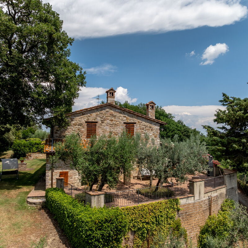 Villa Daluma, Private Pool in Todi: Jesen, Ljeto, Proljeće, Vrt