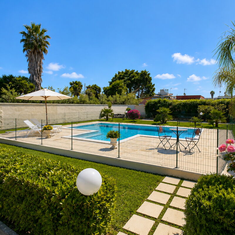 Villa Gloria: Autumn, Pool, Spring, Summer