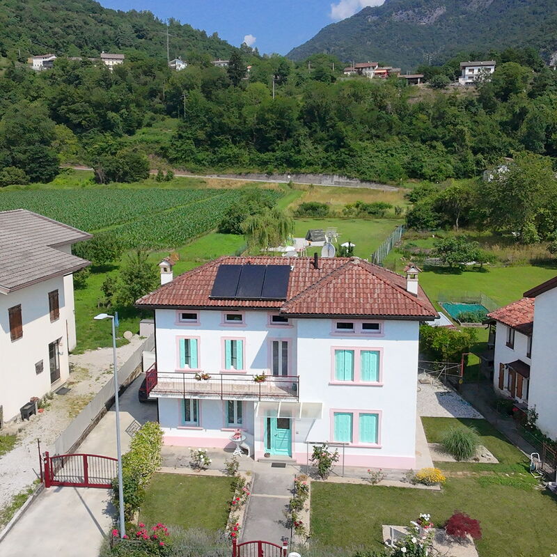 Casa Mis: Autunno, Estate, Giardino, Primavera