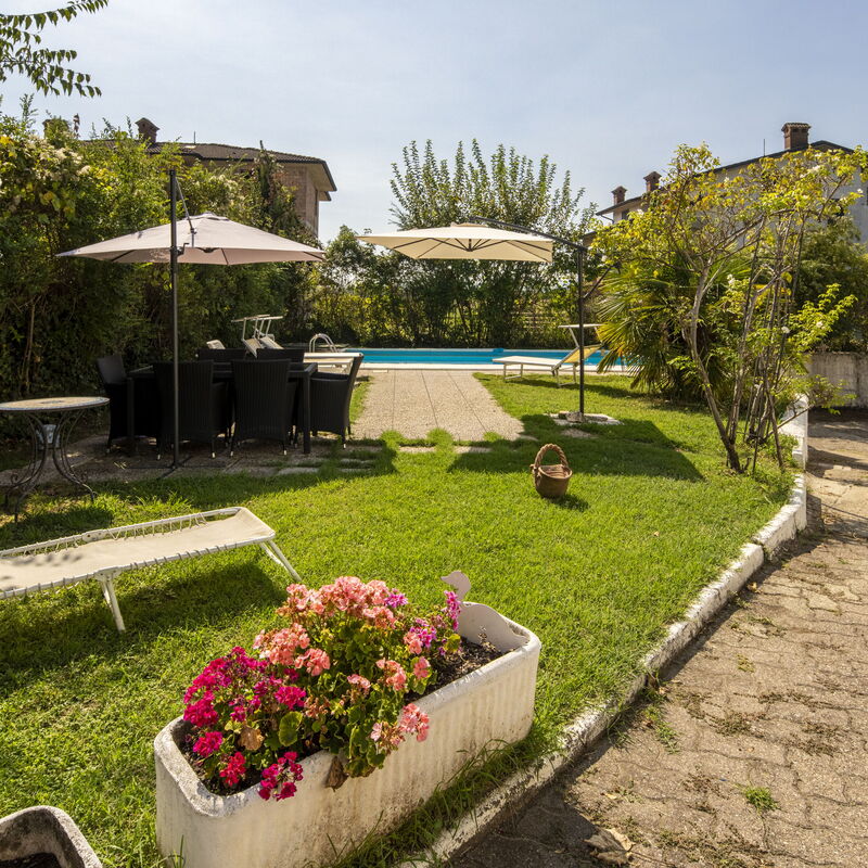 Villa Eva: Autumn, Garden, Spring, Summer