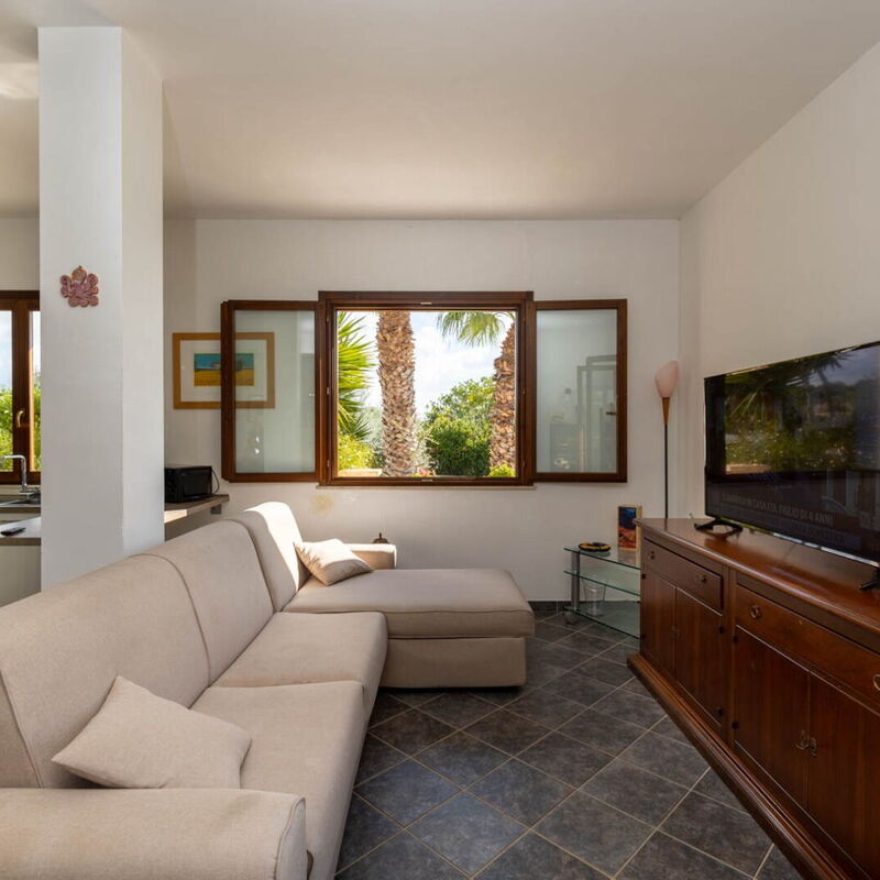 Villa Don Pino: Autumn, Kitchen, Living Room, Spring, Summer