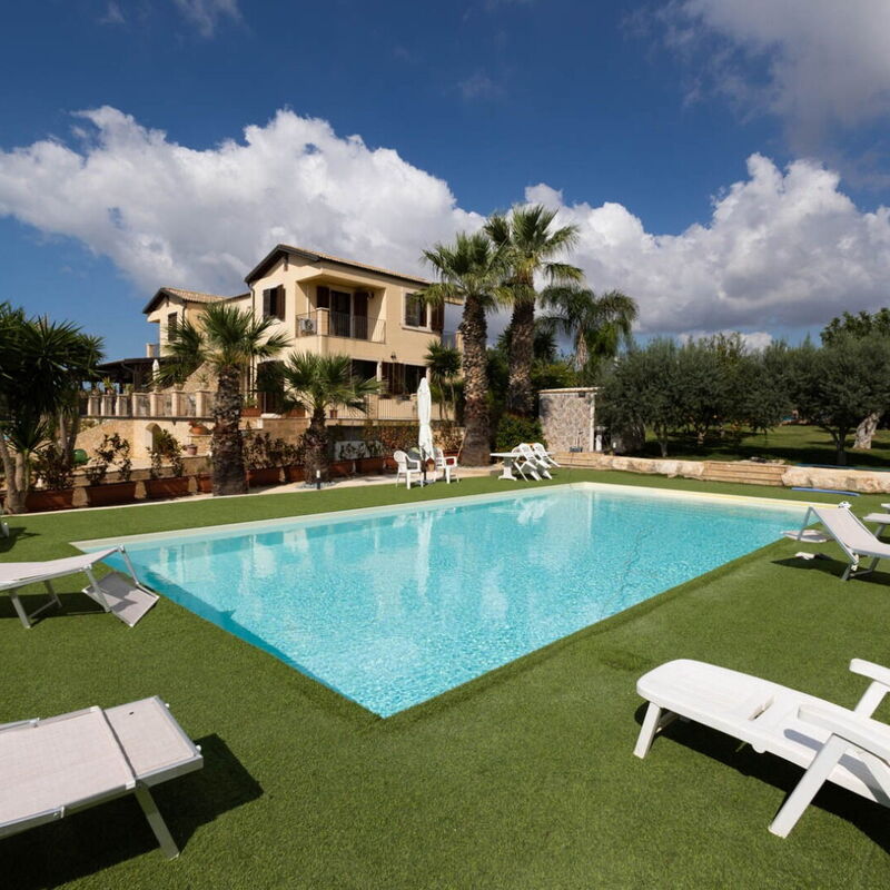 Villa Don Pino: Autumn, Garden, Pool, Spring, Summer