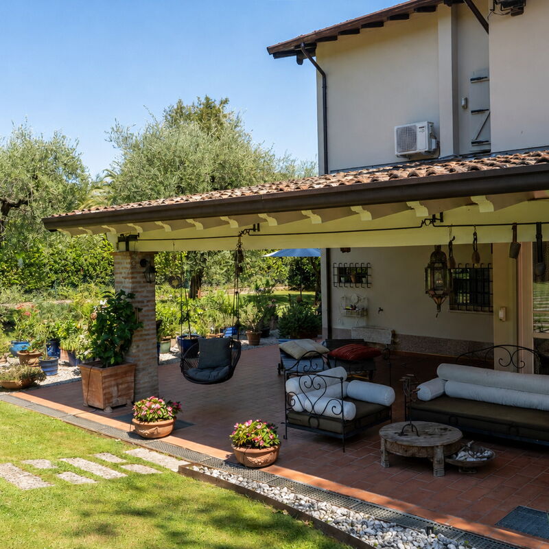 Villa El Perlè, Padenghe sul Garda: Automne, Balcon / Terrasse / Patio, Été, Jardin, Printemps